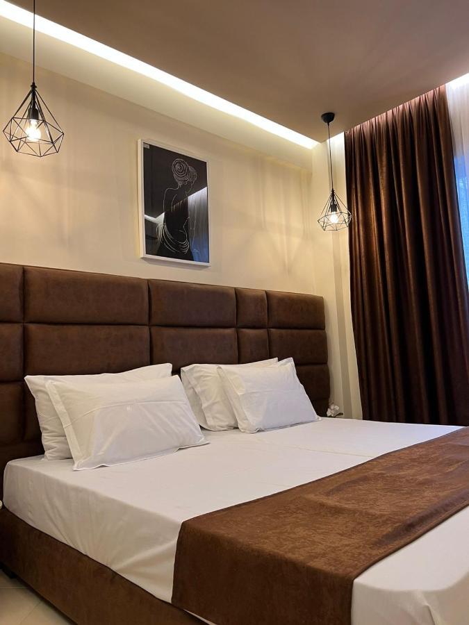 Paradiso * Sarandë