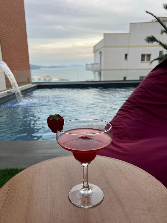 Paradiso Apartamento *